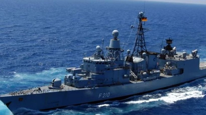 Γερμανία: Η χώρα της μίζας και της κατασκευής πλοίων που γέρνουν ξέμεινε από Πολεμικό Ναυτικό – Δεν μπορεί ούτε σε ειρηνευτικές επιχειρήσεις να συμμετάσχει